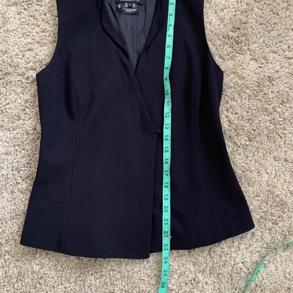 Escada Wool black Vest size 4 (34) - Picture 7 of 11